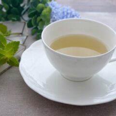 ハーブティーの効果、チーズケーキによく合うハーブティーは?