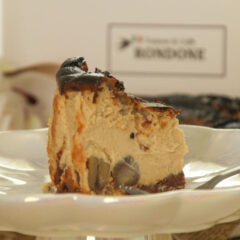 大人気の進化系バスクチーズケーキ「マロン」