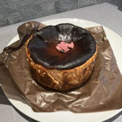 桜バスクチーズケーキ