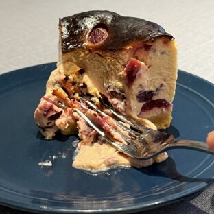 とろける幸せ、6月限定チェリーバスクチーズケーキ