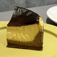 バスクチーズケーキ 7月限定フレーバー「コーヒー&バニラ」